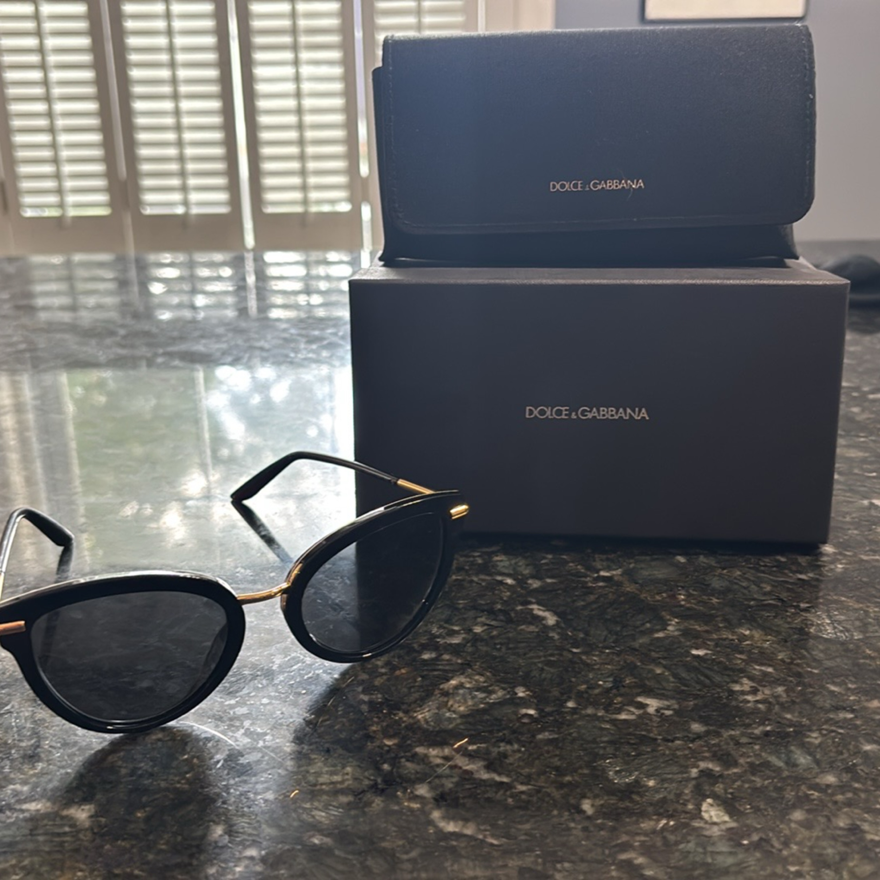 Dolce  Gabbana  Brand New  Elegant Black And Gold Sunglasses